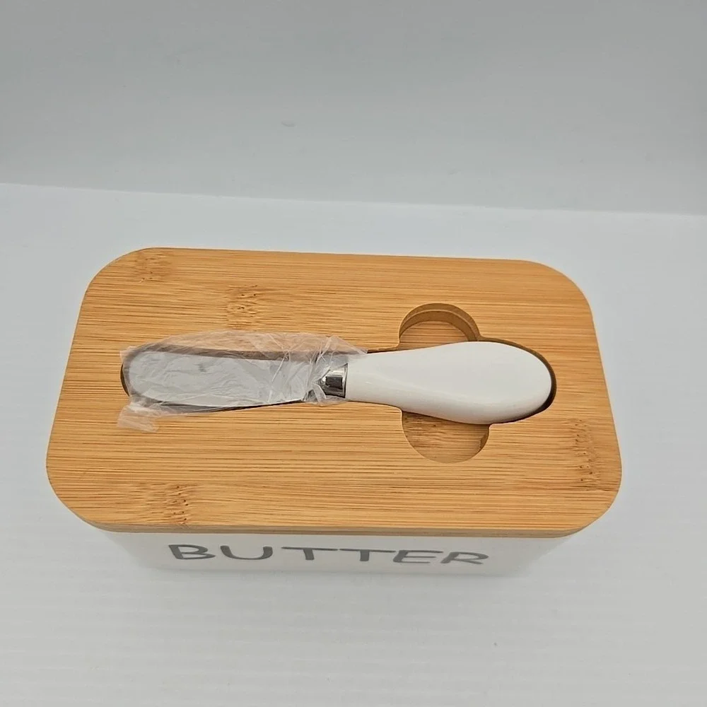 Ceramic Butter Dish with Natural Wood Lid and Stainless Steel Knife (White)